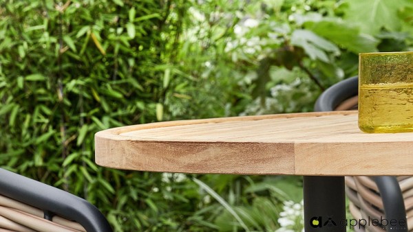 Applebee Jakarta Gartentisch