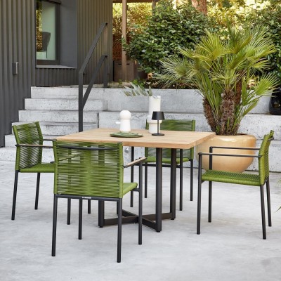 Applebee Jakarta Gartentisch