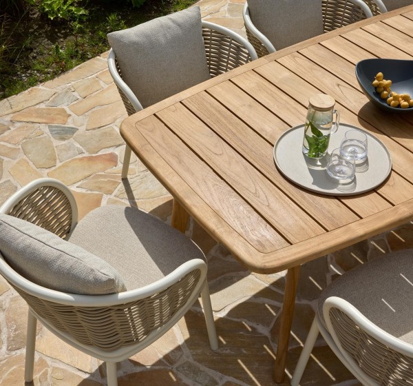 Applebee Martinique Gartentisch