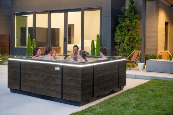 Bullfrog Spas M8 Whirlpool