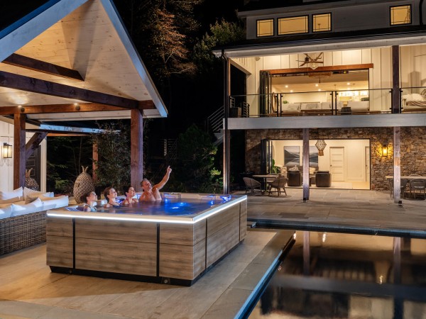 Bullfrog Spas M9 Whirlpool