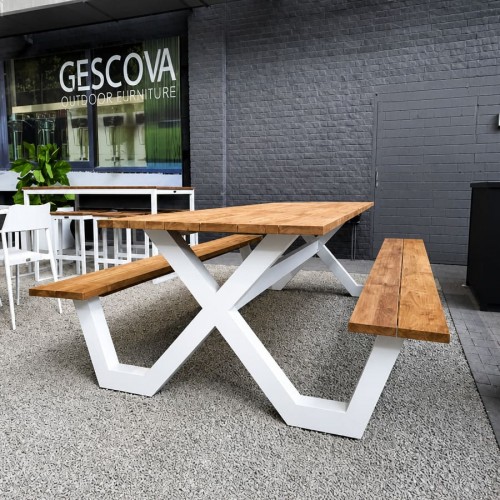 Gescova Carelli Picknicktisch