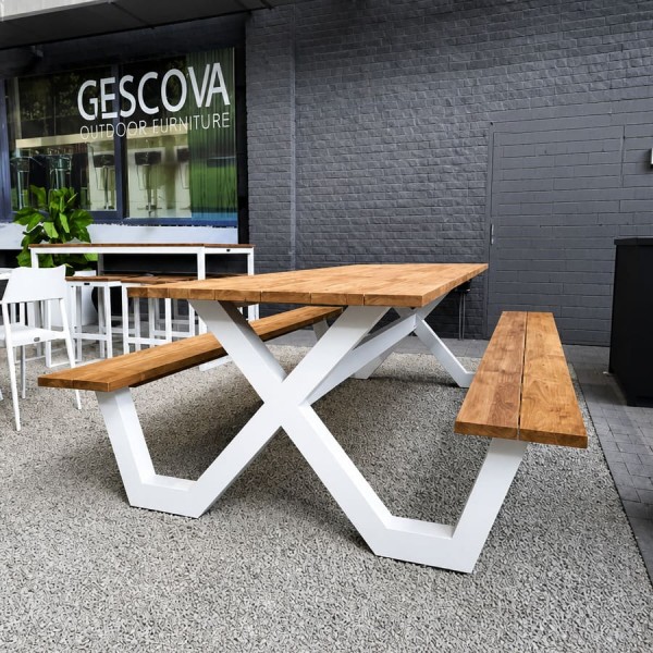 Gescova Carelli Picknicktisch