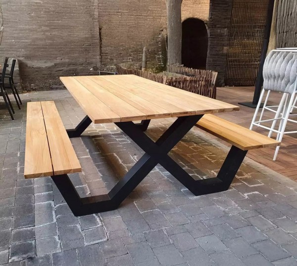 Gescova Carelli Picknicktisch