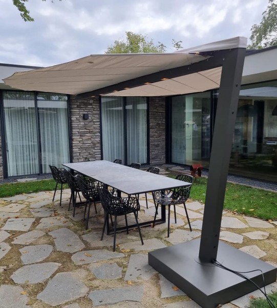 Heatsail Leaf Sonnenschirm klimatisiert