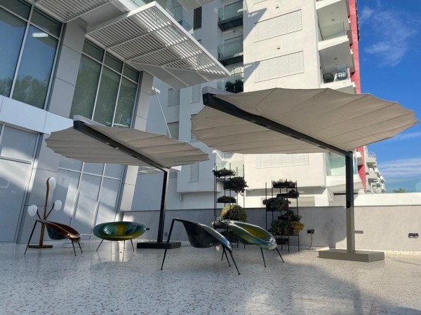 Heatsail Leaf Sonnenschirm klimatisiert