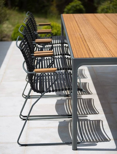 Houe Four Gartentisch