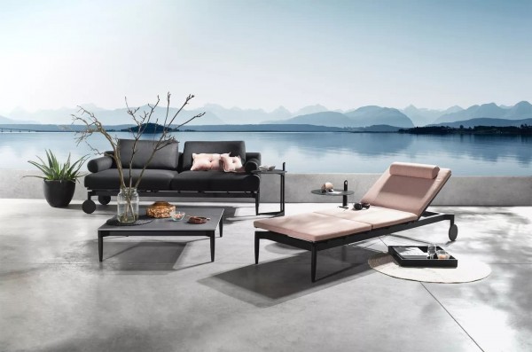 Joli Marguerite Couchtisch