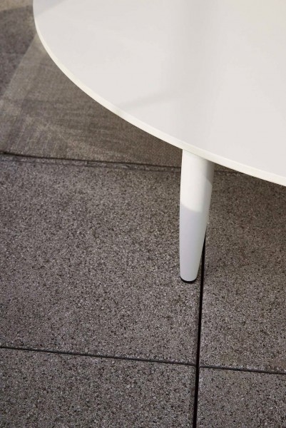 Joli Marguerite Couchtisch