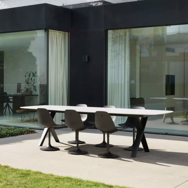Joli Propeller Faux Elyps Esstisch