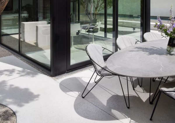 Joli Wire Oval Esstisch