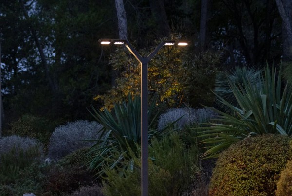 Les Jardins Swan Strassenleuchte