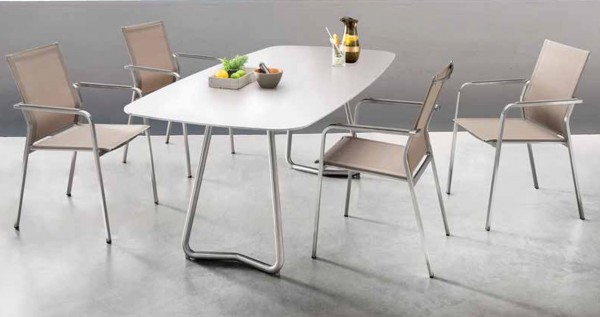SIT Mobilia Jura Delemont Ausziehtisch