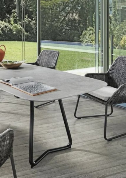 SIT Mobilia Jura Delemont Ausziehtisch