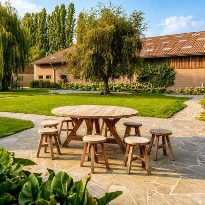 Soho Castle Gartentisch