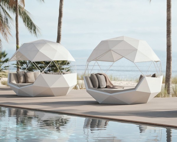 Vondom Iglu Daybed