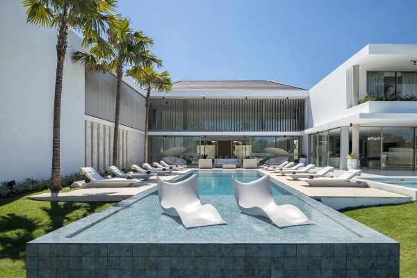 Vondom Rest Beistelltisch