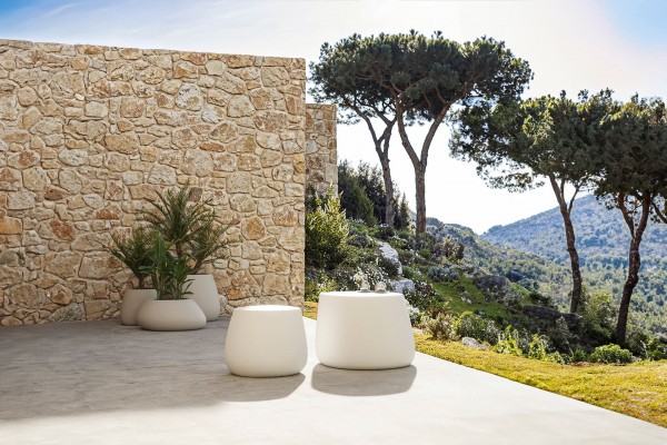 Vondom Stone Hocker