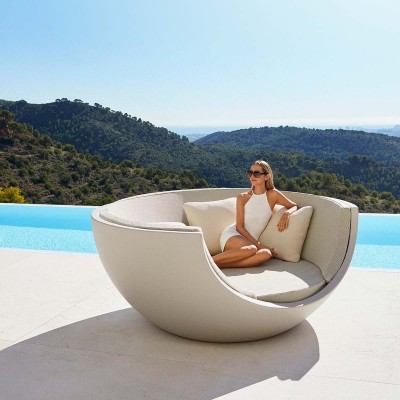 Vondom Ulm Moon Daybed