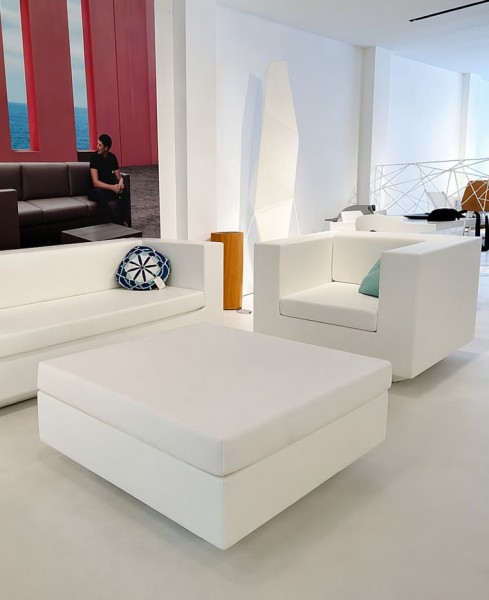 Vondom Vela Couchtisch quadratisch