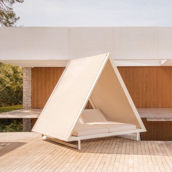 Vondom Vineyard Daybed