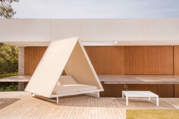 Vondom Vineyard Daybed