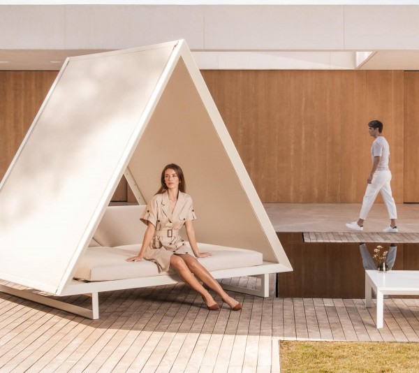 Vondom Vineyard Daybed
