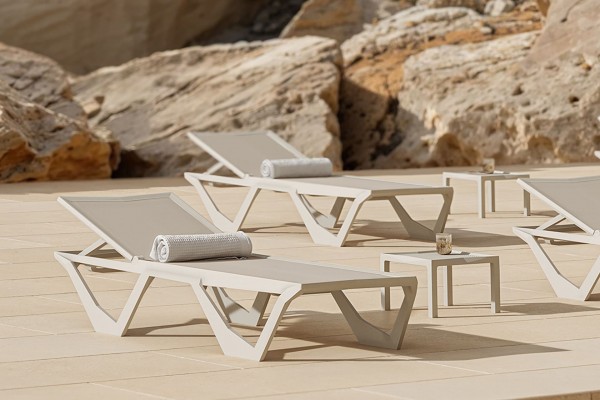 Vondom Voxel Beistelltisch