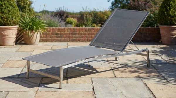 Zebra One Sonnenliege