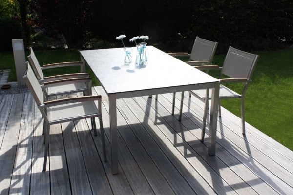 Zebra Opus Gartentisch