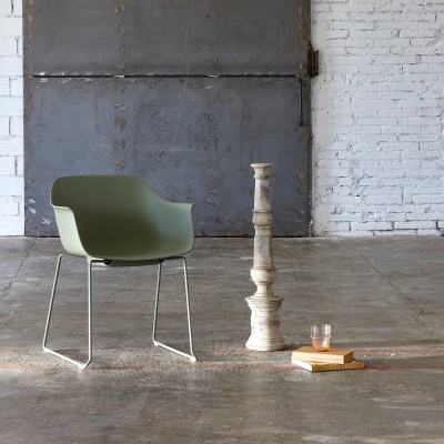 Resol Shape Essstuhl