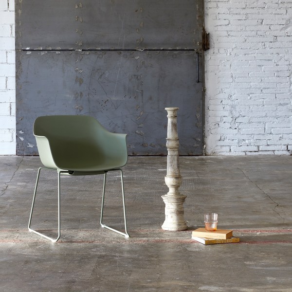 Resol Shape Essstuhl