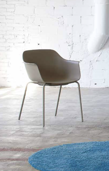 Resol Shape Stuhl